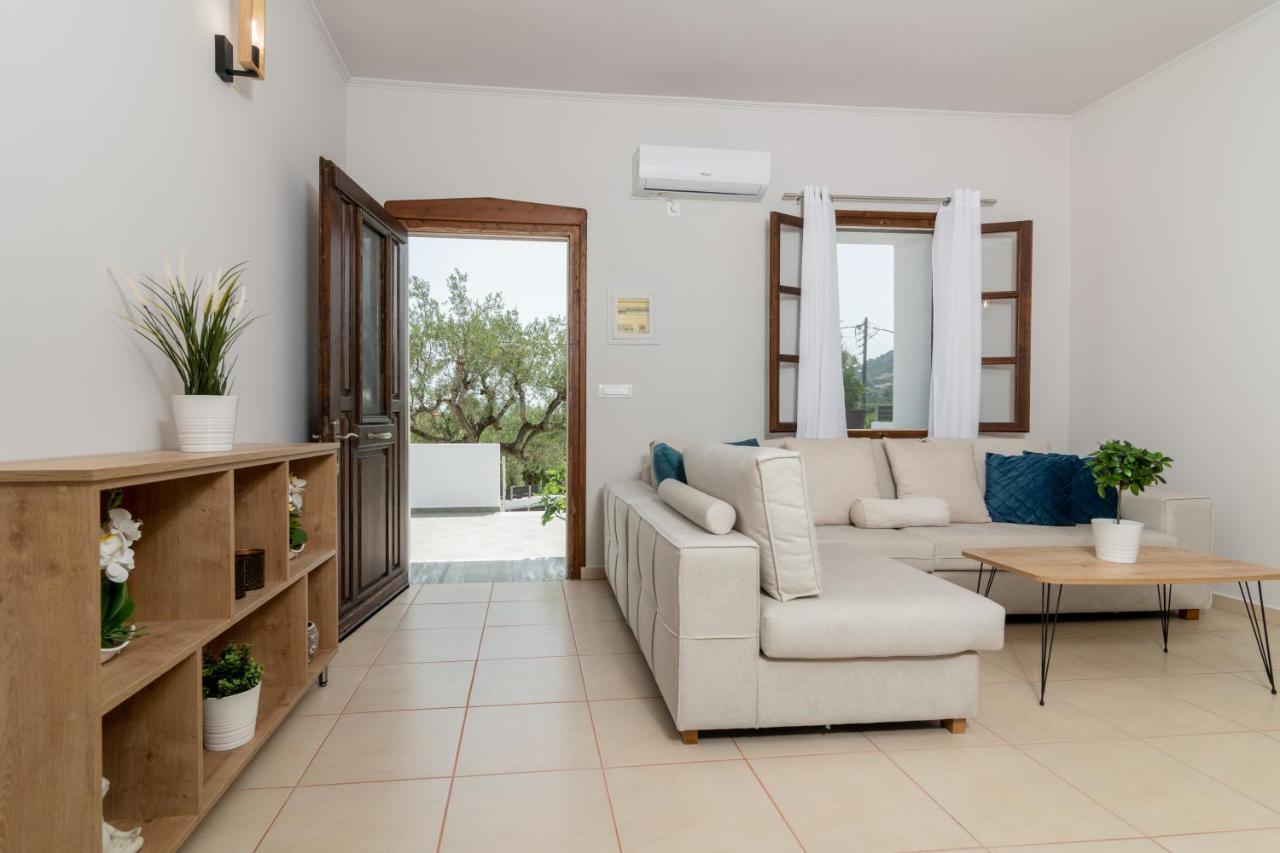 Villa Astoria Keri Extérieur photo