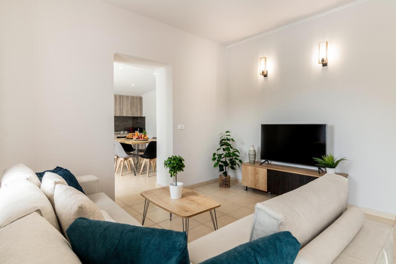 Villa Astoria Keri Extérieur photo