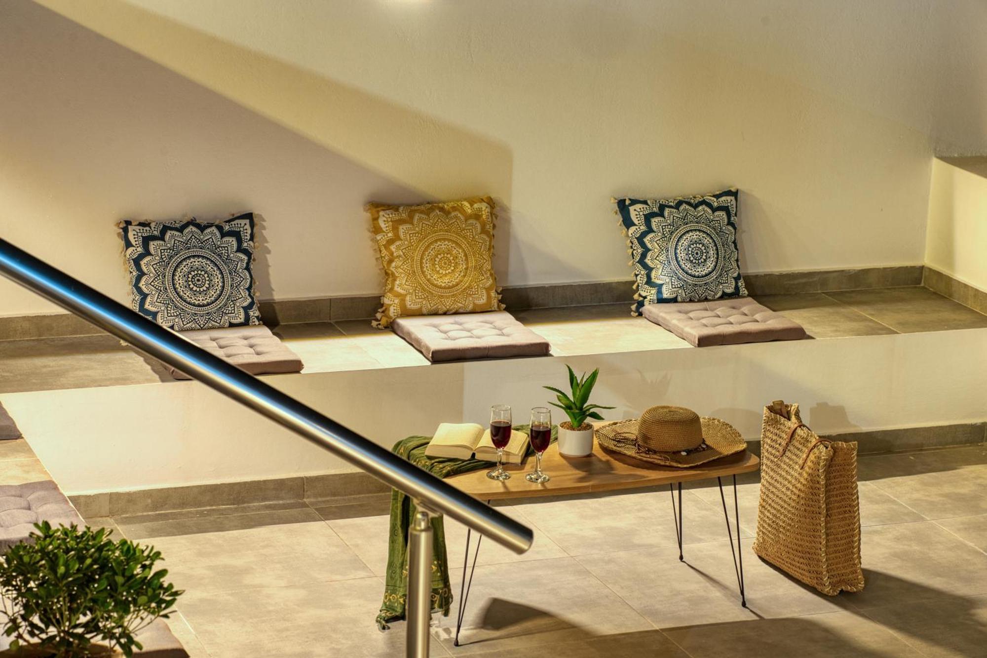 Villa Astoria Keri Extérieur photo
